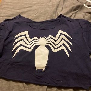 Off the shoulder cropped oversized t